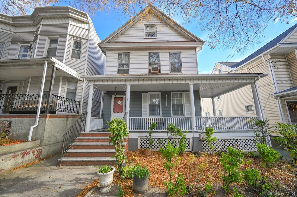 84-23 90th St, Jamaica, NY 11421 - photo 1