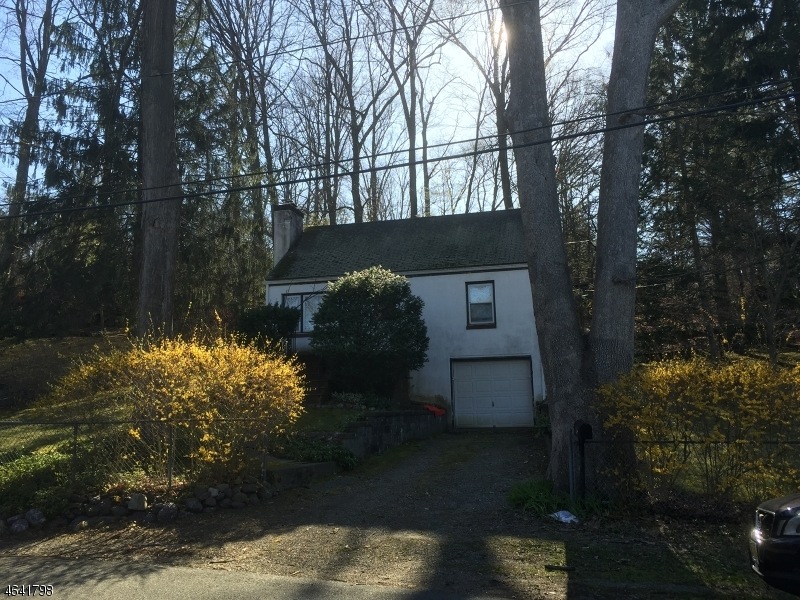 6 Ridge Rd, Bloomingdale, NJ 07403 - photo 1