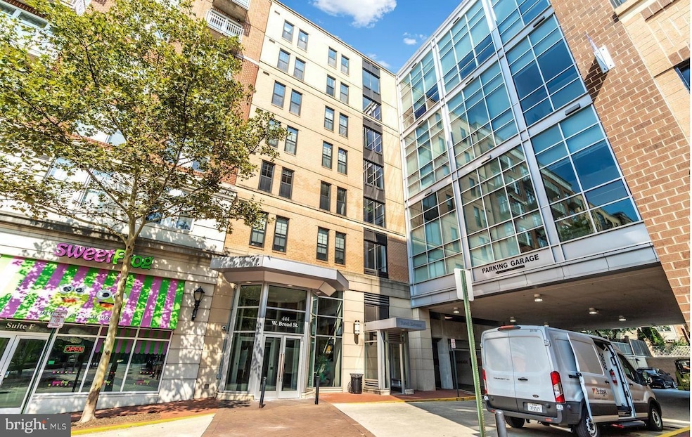 The Spectrum unit 303, Falls Church, VA 22046 - photo 1