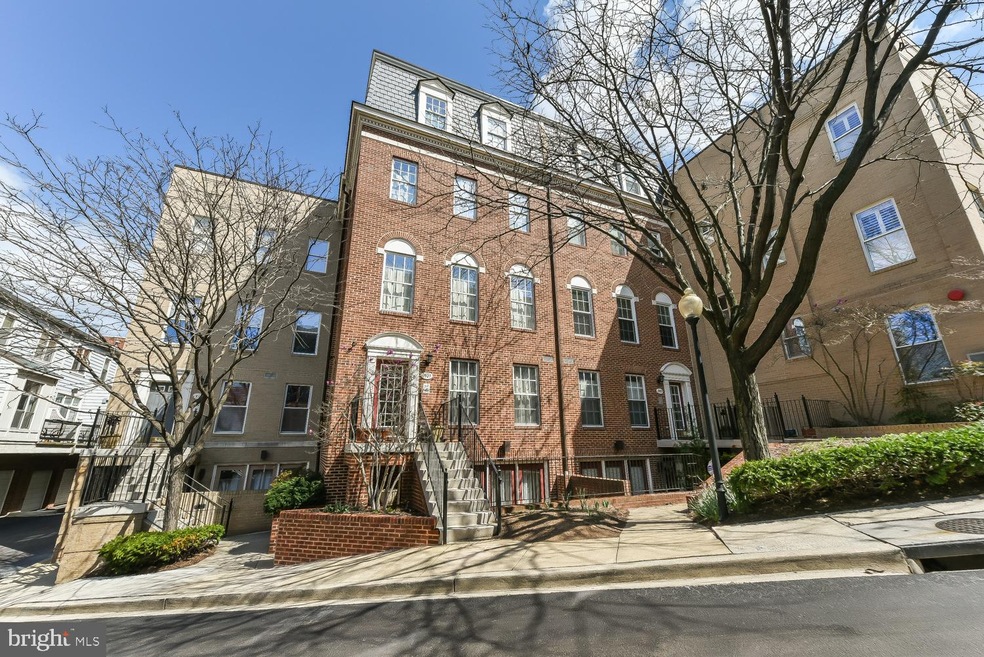 1907 Kalorama Place NW unit 18, Washington, DC 20009 - photo 1