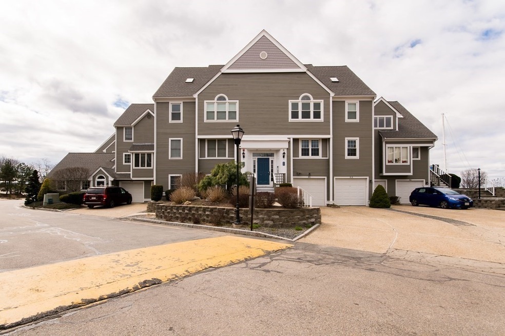 700 Shore Dr unit 313, Fall River, MA 02721 - photo 1