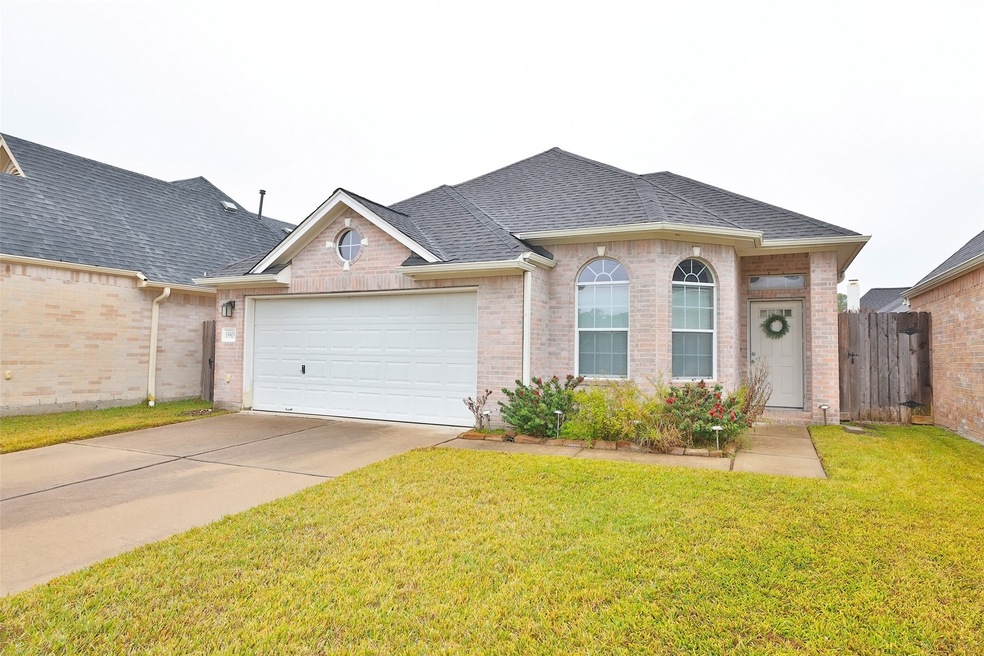 15815 Cottage Ivy Cir, Tomball, TX 77377 - photo 1