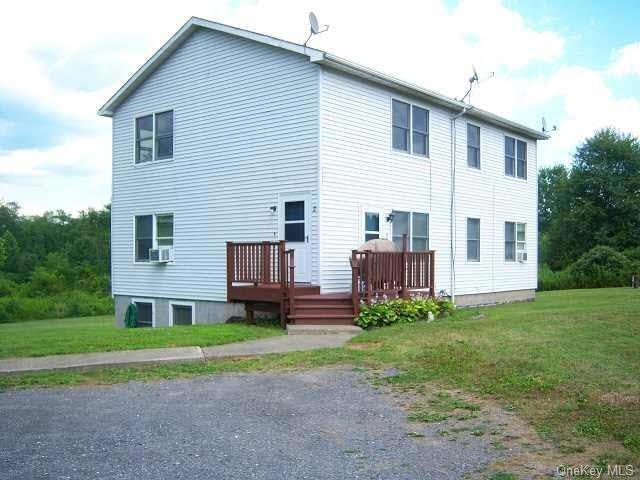 102 Vosburgh Rd, Red Hook, NY 12571 - photo 1