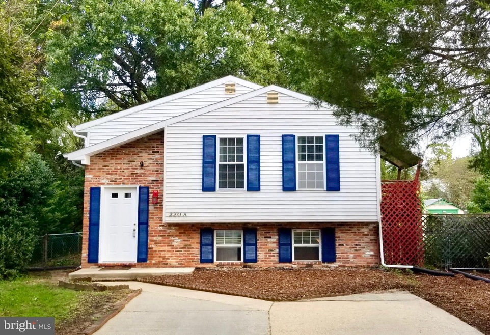 220A Wicklow Rd, Glen Burnie, MD 21061 - photo 1