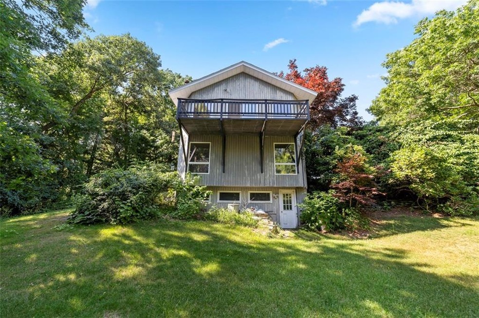 127 Whippoorwill Dr, Wakefield, RI 02879 - photo 1