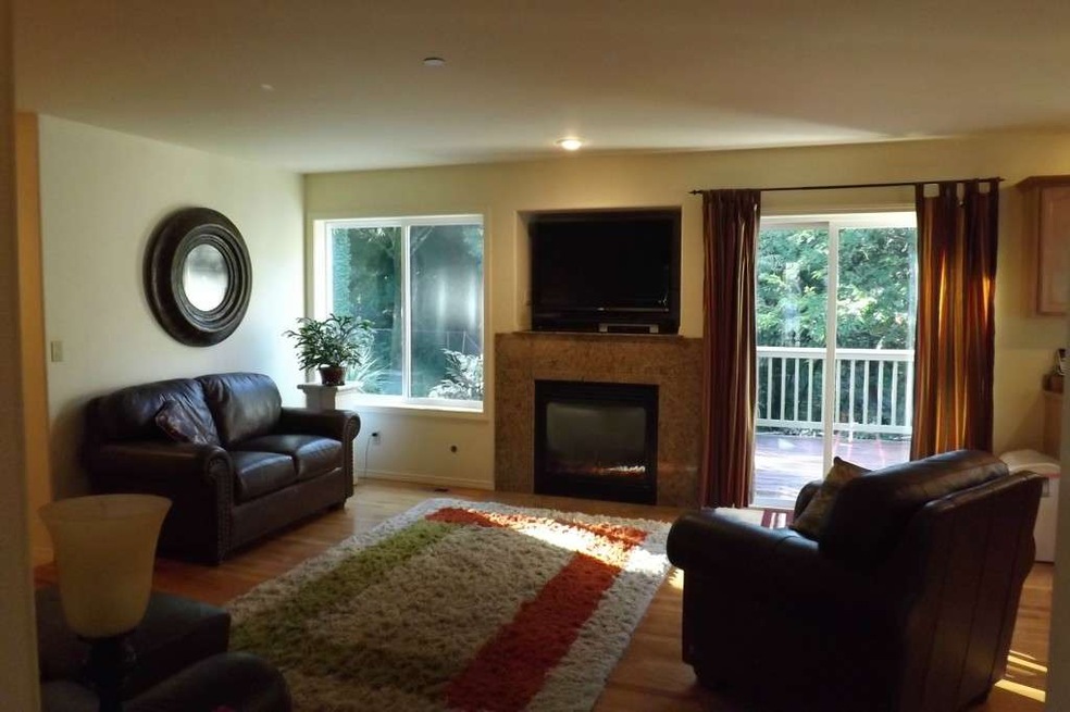 1312 S 233rd Place, Des Moines, WA 98198 - photo 1