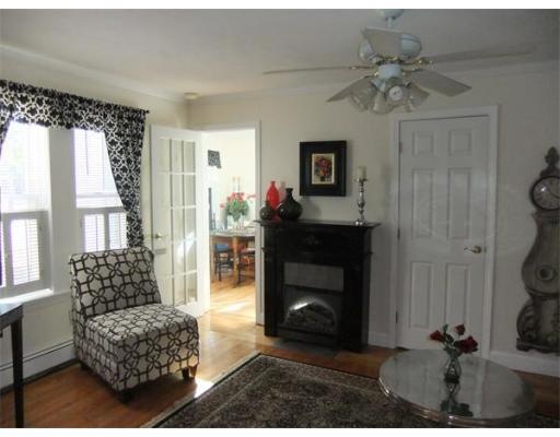158 Bridge St unit Two, North Weymouth, MA 02191 - photo 1