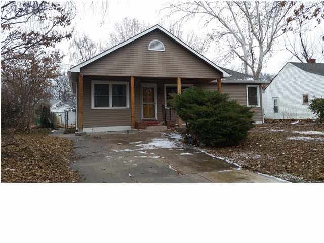 Newer siding, Newer windows, newer roof!