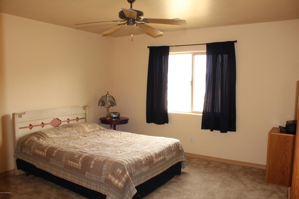 1820 W Kings Ct, Paulden, AZ 86334 - photo 1