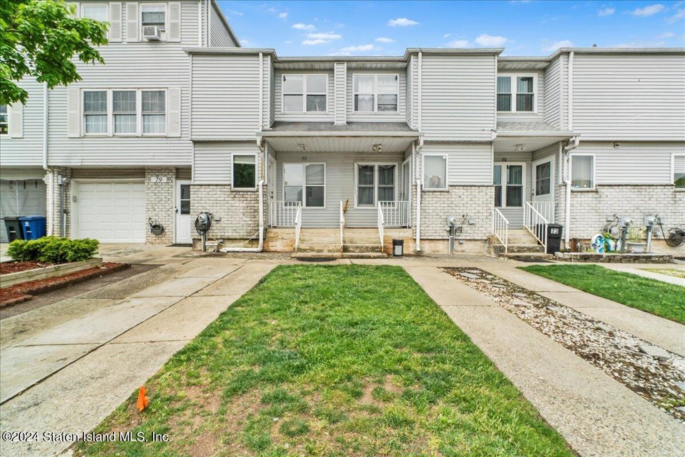 77 Lorraine Loop, Staten Island, NY 10309 - photo 1
