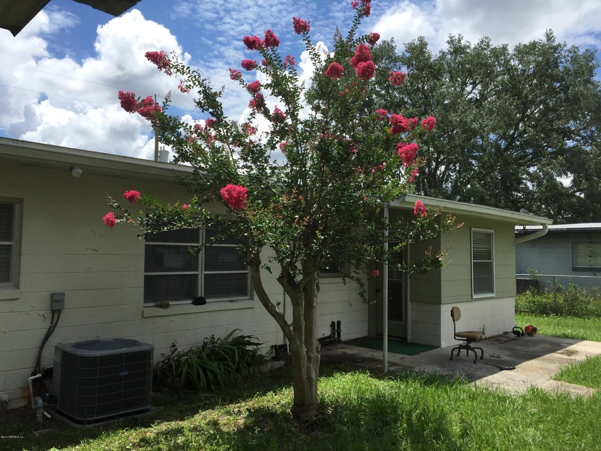 4636 Solandra Cir W, Jacksonville, FL 32210 - photo 1