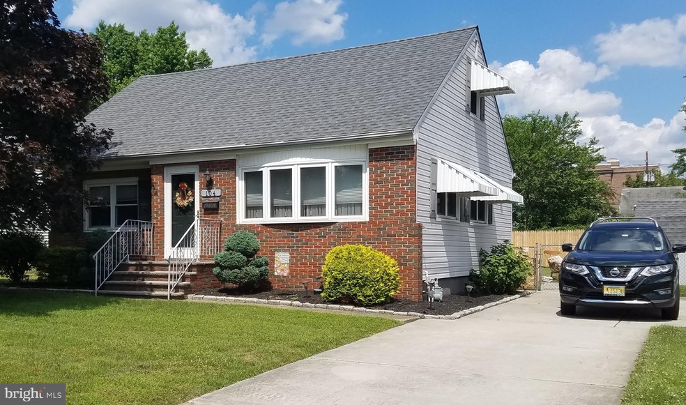 104 Simpson Ave, Runnemede, NJ 08078 - photo 1