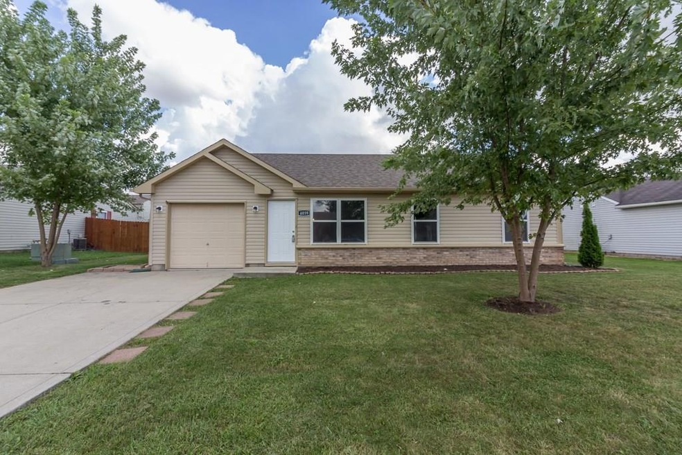 4039 Fairoaks Ct, Franklin, IN 46131 - photo 1