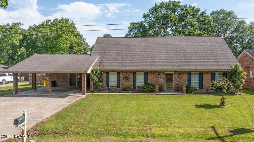 1-Front Exterior (1)