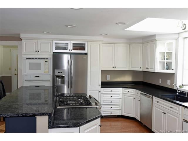 80 Forsyth Rd, Oakdale, CT 06370 - photo 1