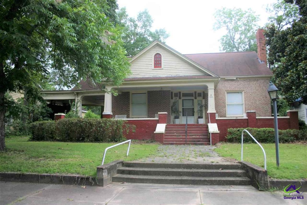 608 E 13th Ave, Cordele, GA 31015 - photo 1