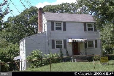 5024 55th Ave, Hyattsville, MD 20781 - photo 1