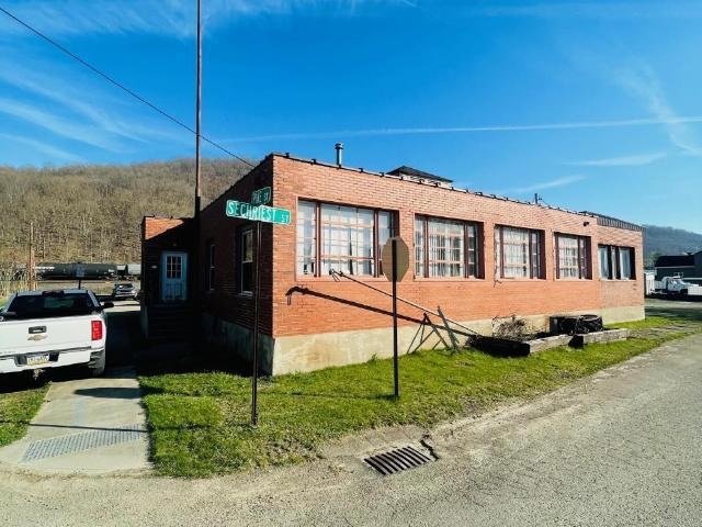 For Rent $1,700/month