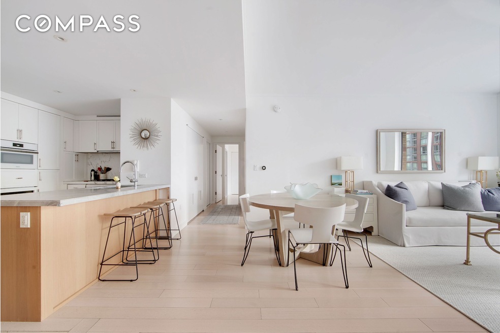 For Sale $2,695,000 • Co-Listing Agent