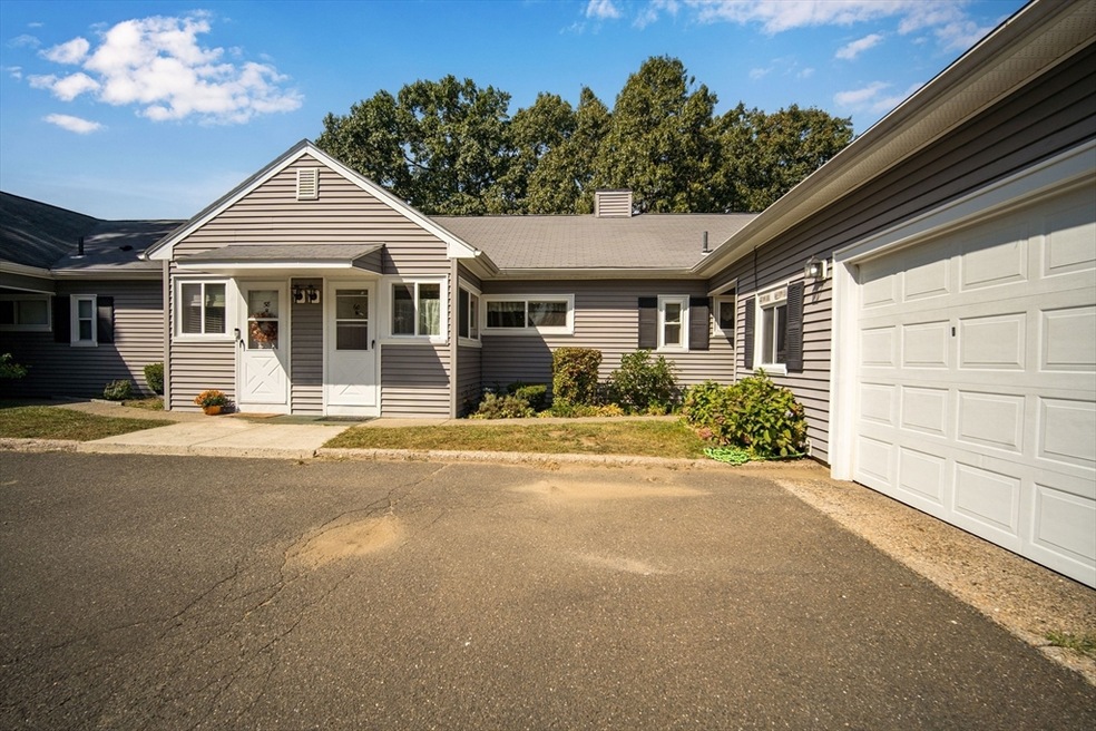 60 Meadowlark Ln, Chicopee, MA 01022 - photo 1