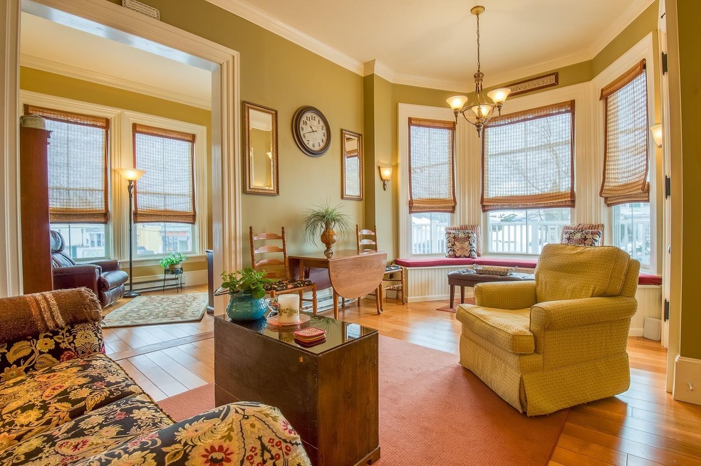 25 N Main St unit 2, Wolfeboro, NH 03894 - photo 1