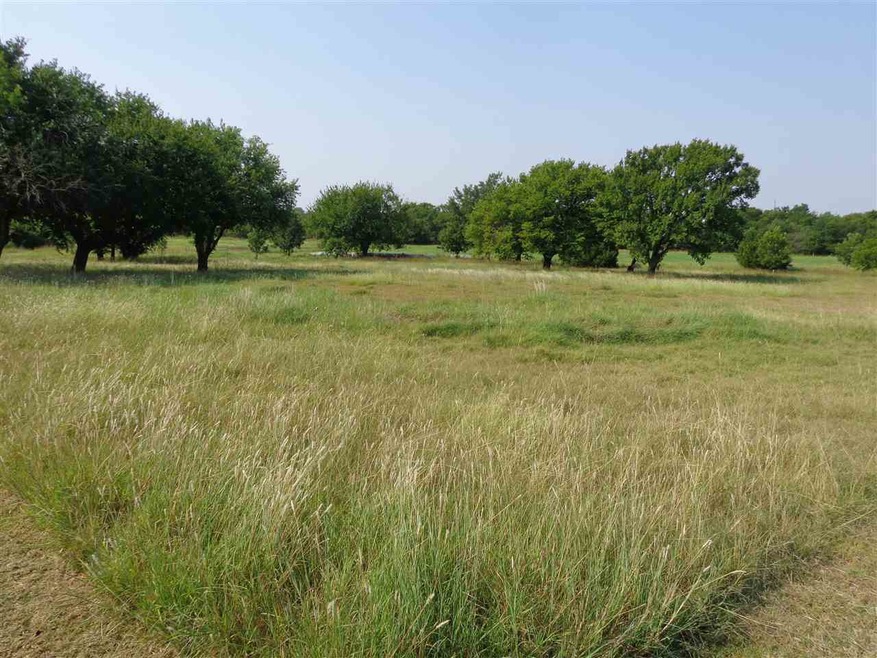 2114 W Bois d Arc Ave, Duncan, OK 73533 - photo 1