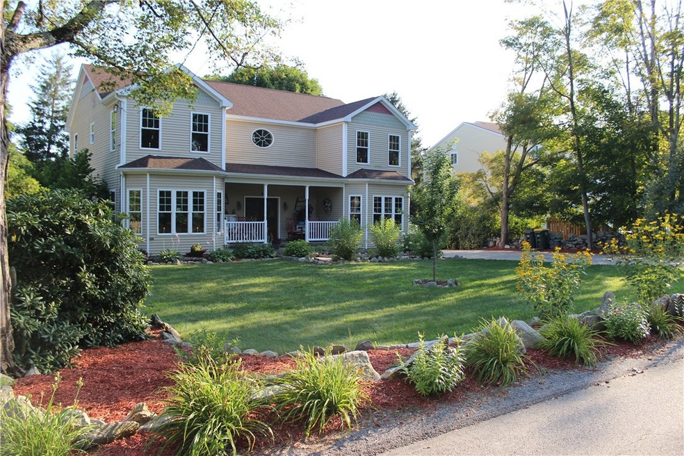 4 Sebille Rd, Smithfield, RI 02917 - photo 1