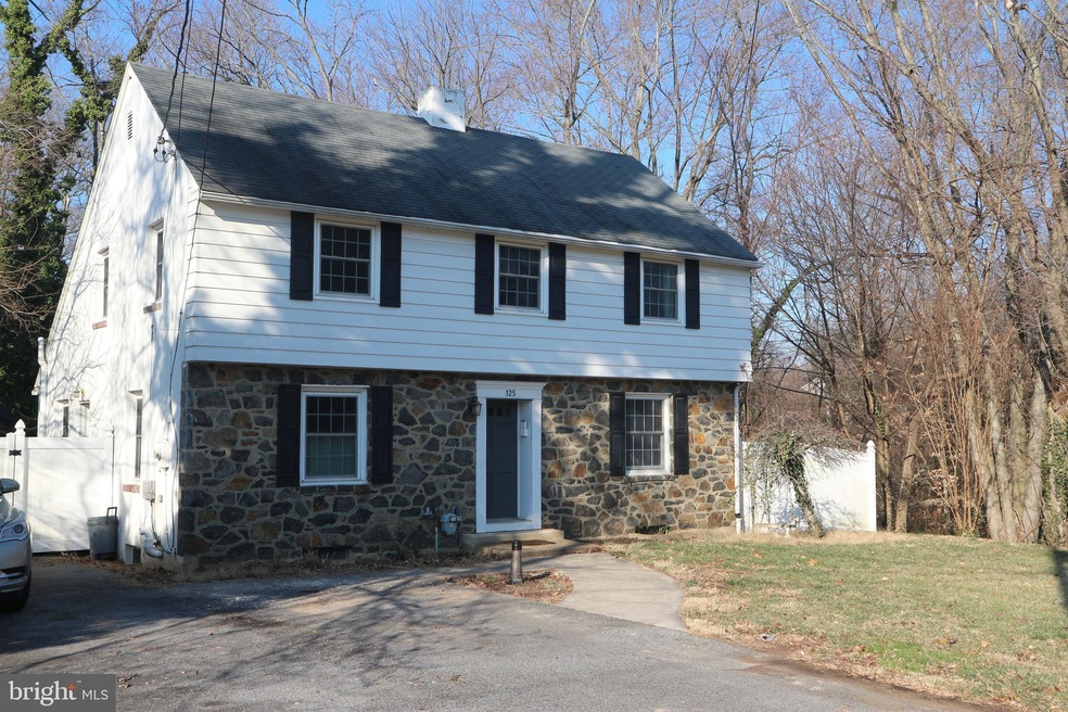 125 N Dupont Rd, Elsmere, DE 19805 - photo 1