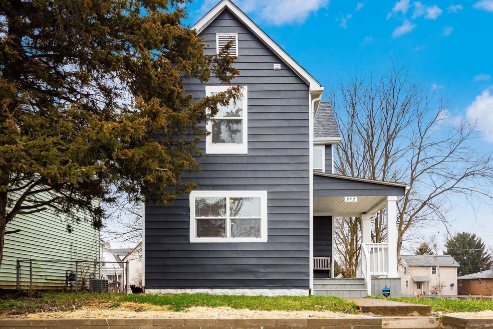 [002] 972 Thomas Ave, Columbus,