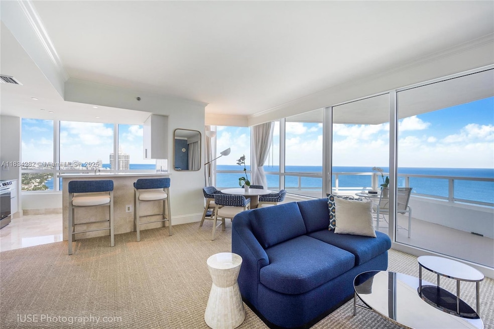 open floor plan, corner unit