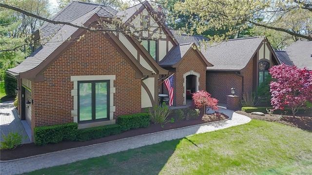 Kirksway Front Full Brick - Side Entry Garage
