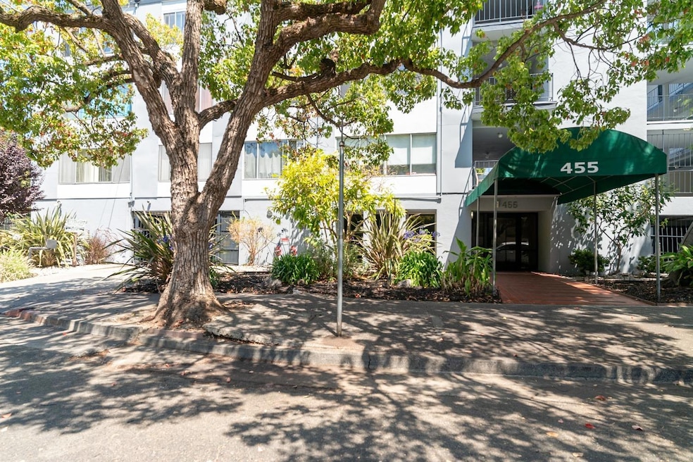 455 Crescent St Condominiums, Oakland, CA 94610 - photo 1