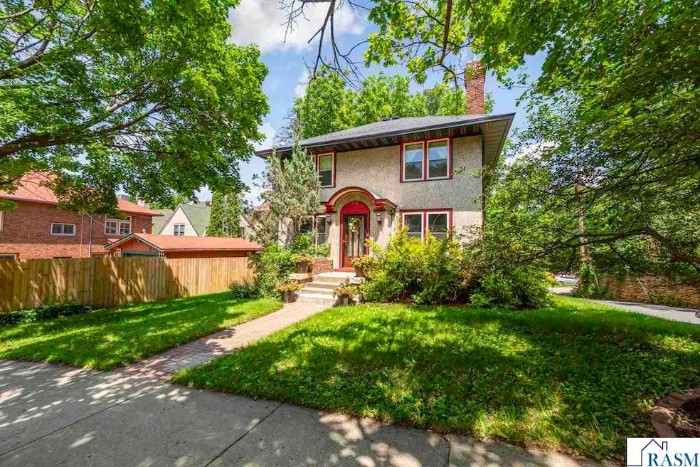 312 E Liberty St, Mankato, MN 56001 - photo 1