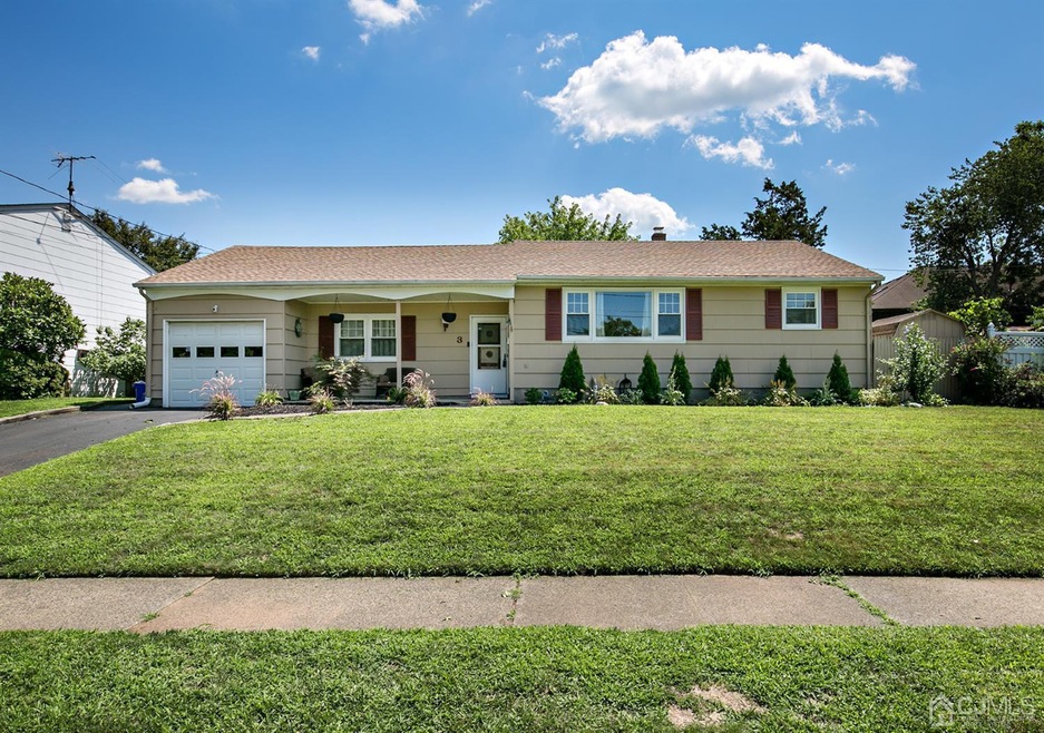 Lovely Updated Ranch Located in most desirable sec