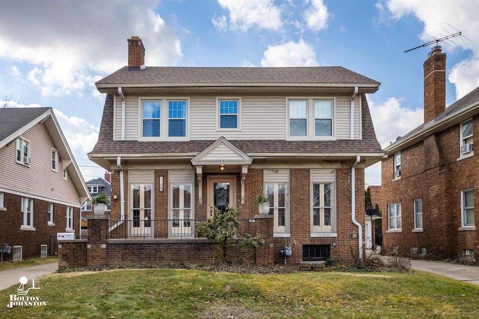 1169 Nottingham Rd, Grosse Pointe Park, MI 48230 - photo 1