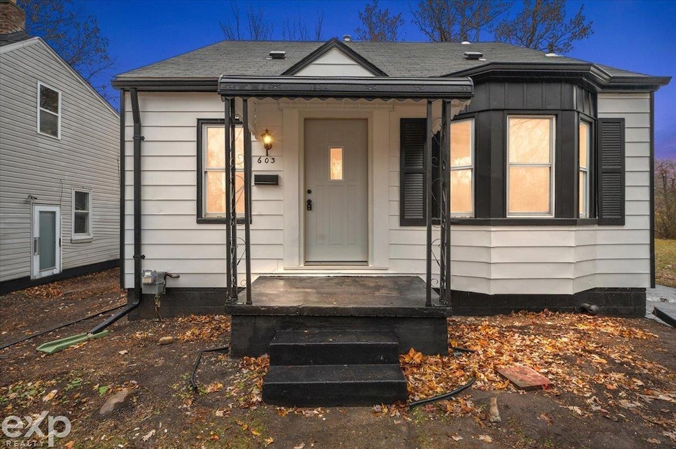 603 Wesbrook St, Pontiac, MI 48340 - photo 1