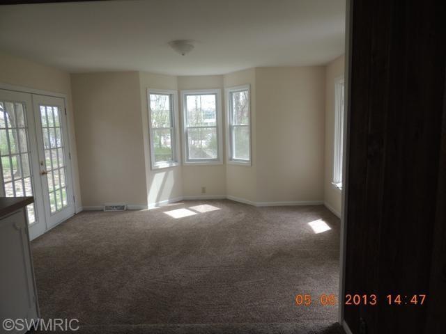1360 56th St SW, Wyoming, MI 49509 - photo 1