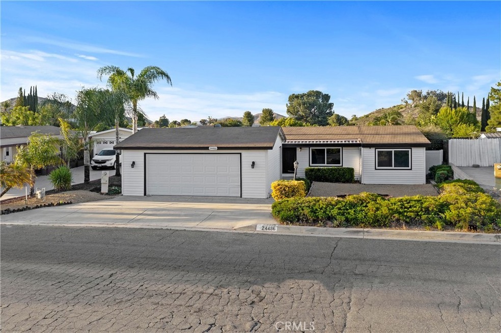 24486 Cornstalk Rd, Wildomar, CA 92595 - photo 1