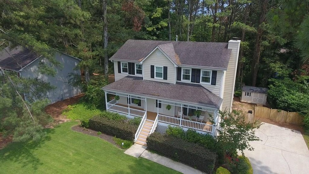 Presenting 1293 Parkwood Chase!