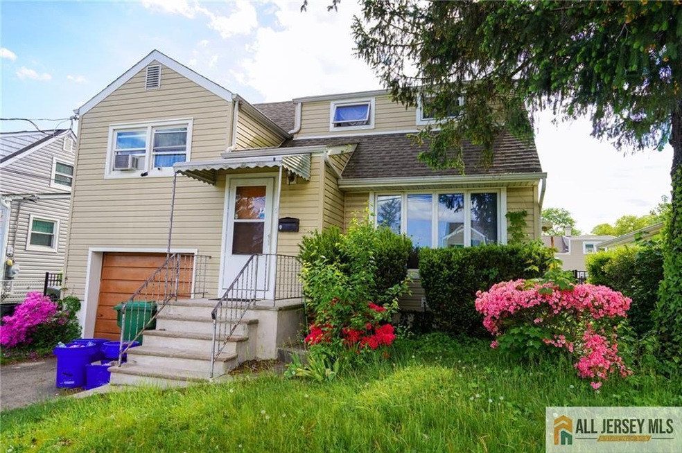 Under Contract $349,000