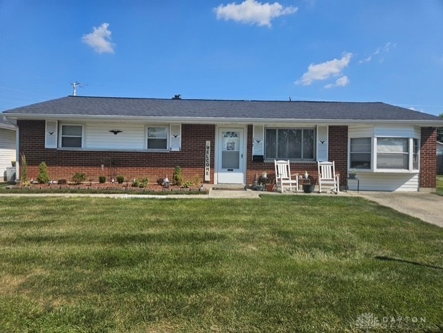 109 Ostend Dr, Brookville, OH 45309 - photo 1
