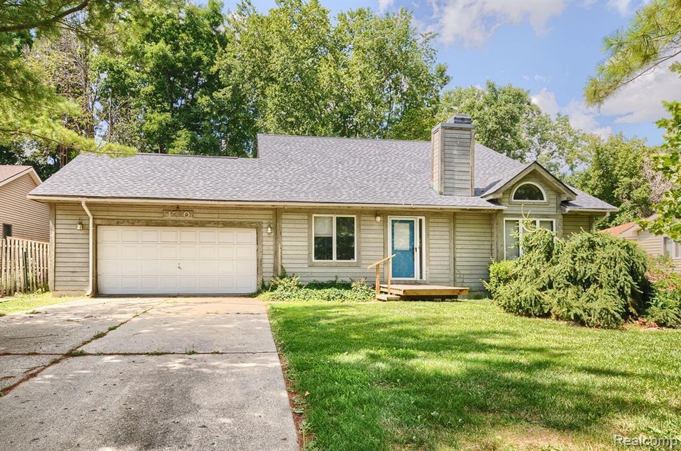 4710 Crestbrook Ln, Flint, MI 48507 - photo 1