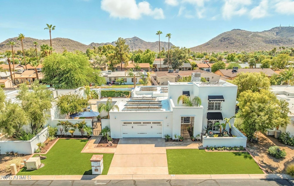 Scenic Moon Valley Views