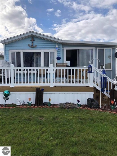 3675 E Michigan Ave, Au Gres, MI 48703 - photo 1