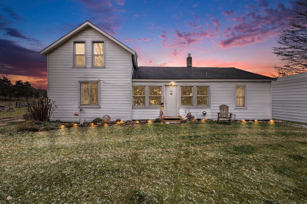 4409 W 1 Mile Rd, White Cloud, MI 49349 - photo 1