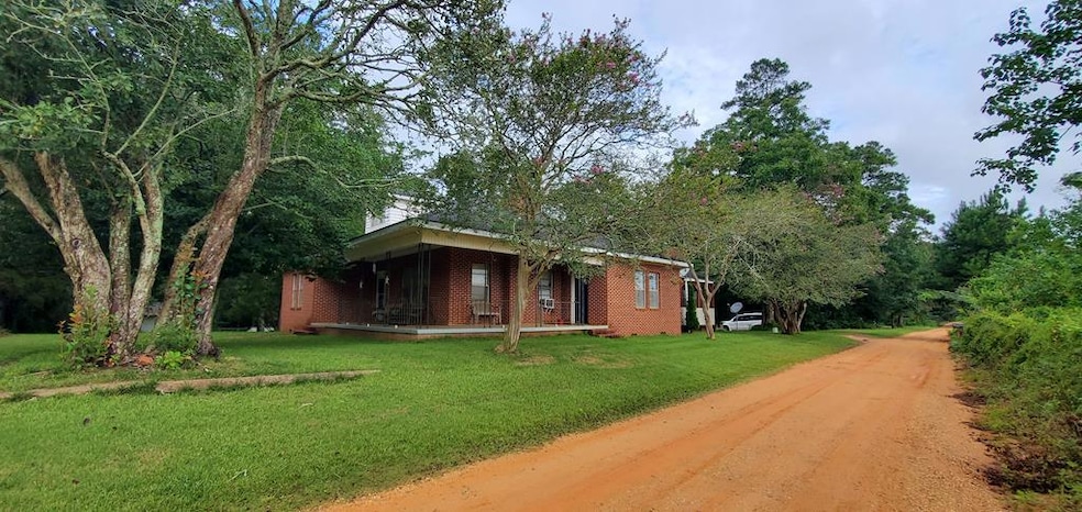 2217 Mcleod Rd, Goshen, AL 36035 - photo 1