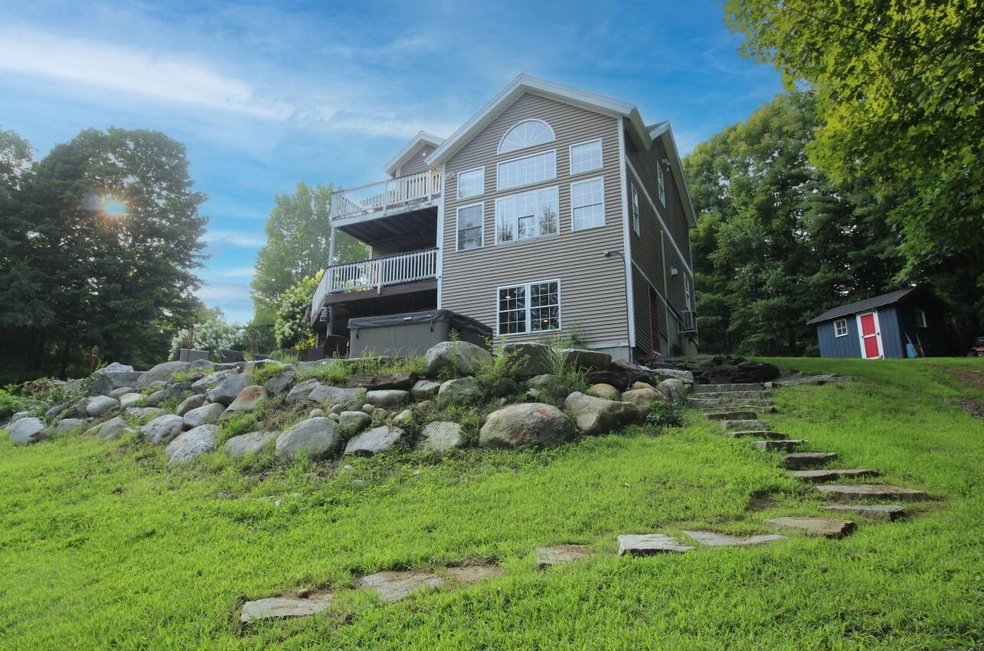 253 Metcalf Road, Winthrop