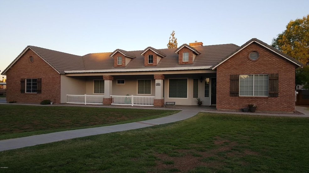 285 N 159th St, Gilbert, AZ 85234 - photo 1