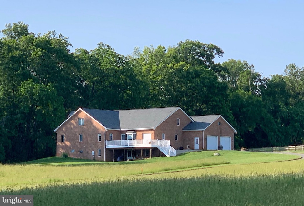 8474 Leeds Manor Rd, Warrenton, VA 20186 - photo 1