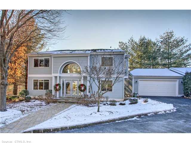 405 Silver Creek Ln unit 405, Norwalk, CT 06850 - photo 1